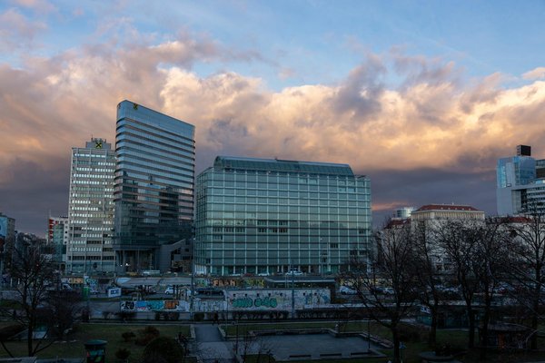 Offres d'emploi dans la médecine : les éléments clés du contrat à vérifier